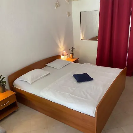 Apartments Tilda Brist Room photo