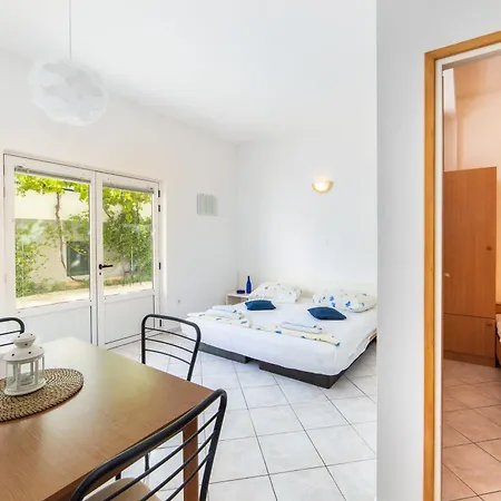 Apartments Tilda Brist Room photo