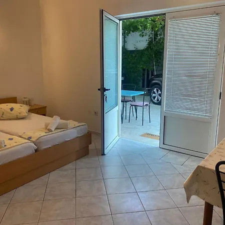 Apartments Tilda Brist Room photo