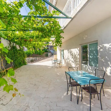 Apartments Tilda Brist Room photo