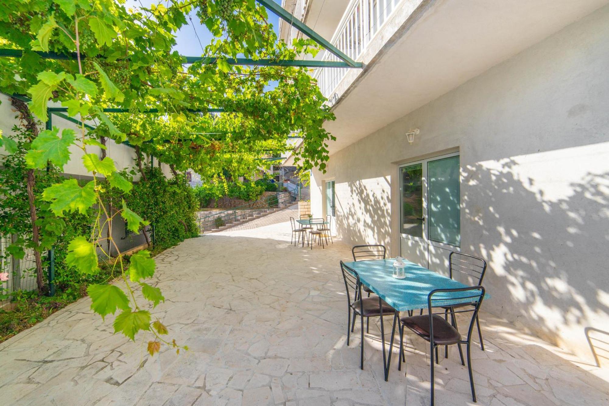 Tilda Apartment